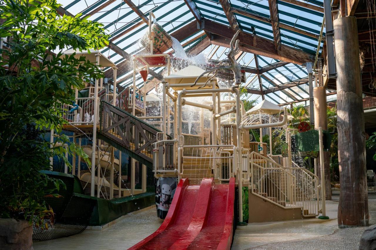 Hotel Center Parcs Les Bois Francs Verneuil d'Avre et d'Iton Exteriér fotografie
