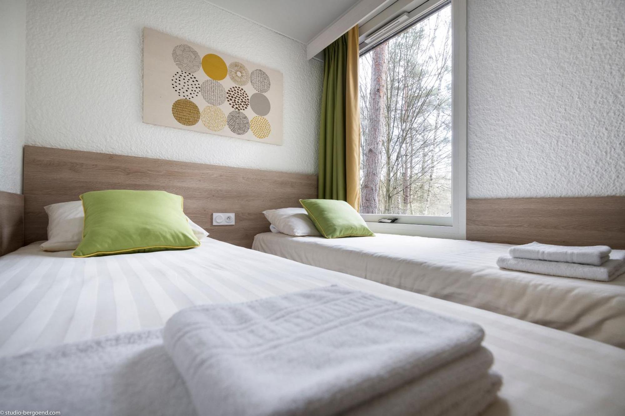 Hotel Center Parcs Les Bois Francs Verneuil d'Avre et d'Iton Exteriér fotografie